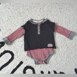 Burt’s bee baby organic cotton bodysuit